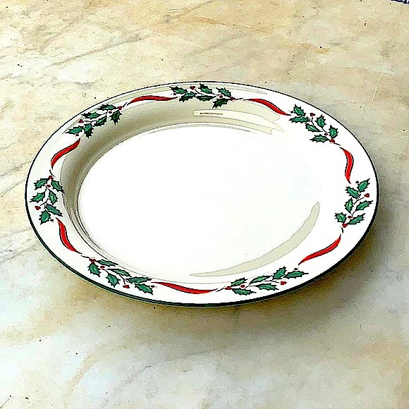 LENOX COUNTRY HOLLY DINNER PLATE 10 3/4TH INCH CHINASTONE MADE USA - Picture 3 of 7